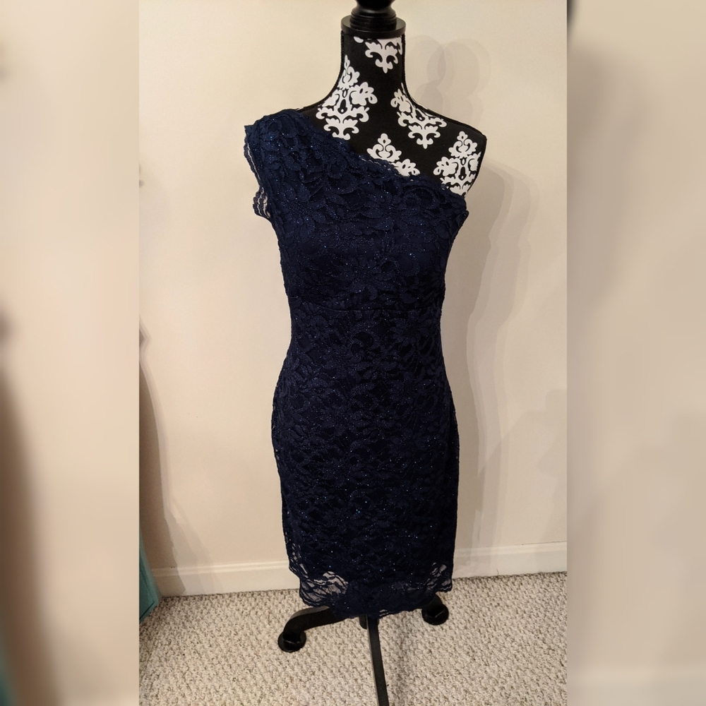 NWT Stunning Blue and black lace cocktail dress